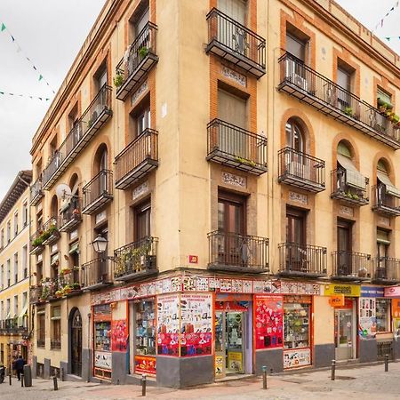 2 Bedrooms 1 Bathroom Furnished - Lavapies - Modern - Mintystay Madrid Bagian luar foto