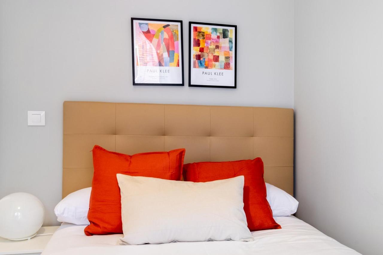 2 Bedrooms 1 Bathroom Furnished - Lavapies - Modern - Mintystay Madrid Bagian luar foto